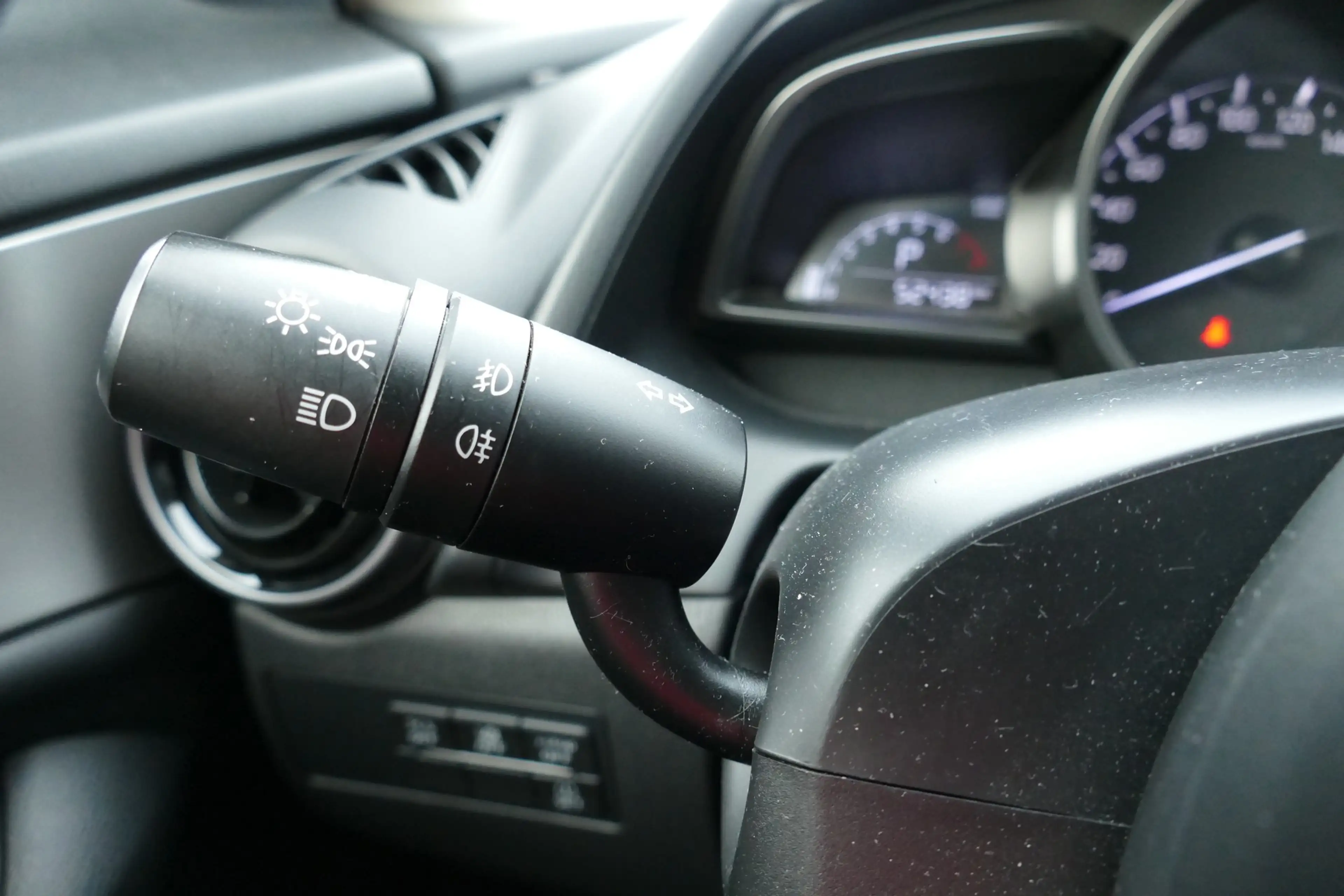 Mazda CX-3 2.0 Center-Line LED Navi Totwinkel AHK — photo 11