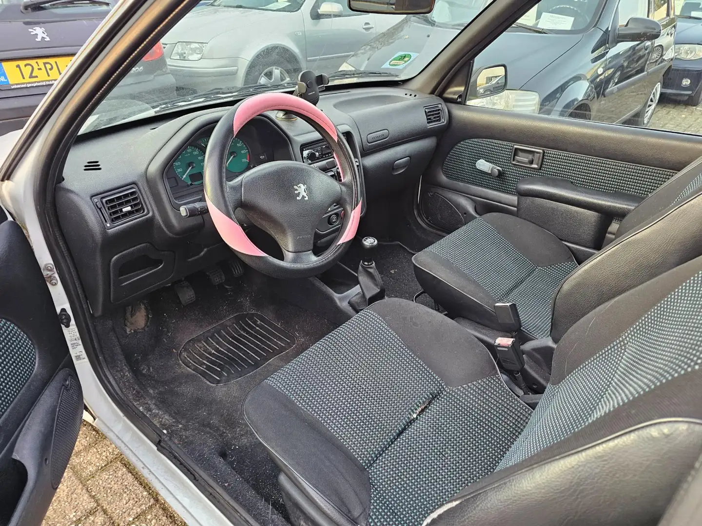 Peugeot 106 1.1 XR *apk:01-2026* Wit - 2