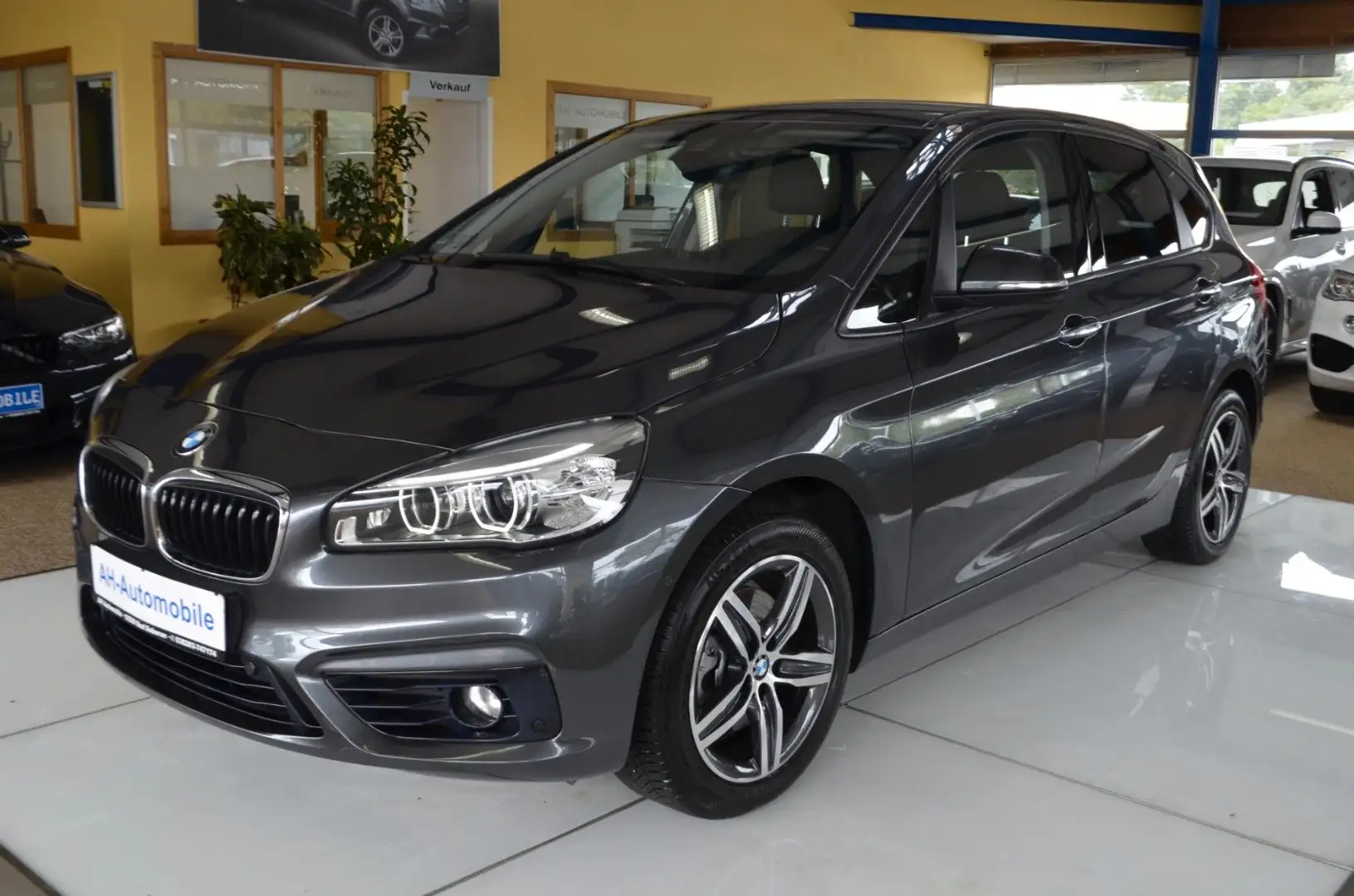 BMW 220 Sport Line AUTOMATIK / XENON Gris - 1