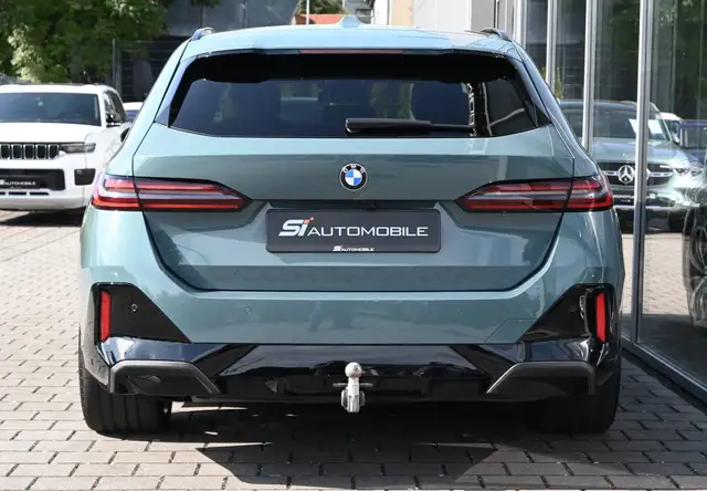 BMW M view 4