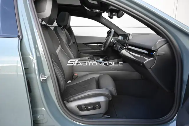 BMW M view 12
