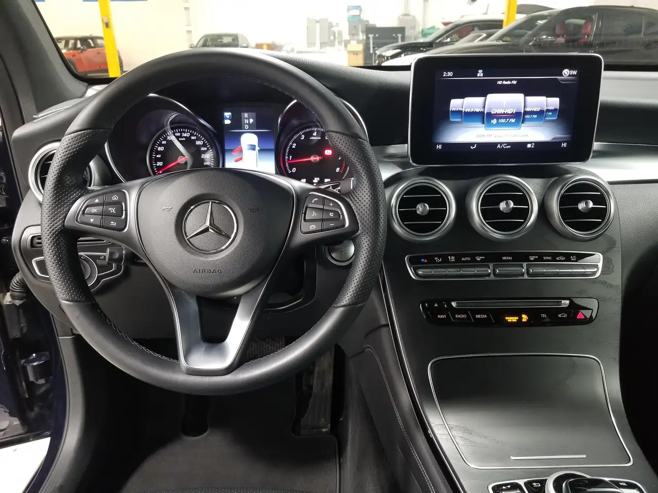 Mercedes-Benz GLC photo Mercedes-Benz GLC