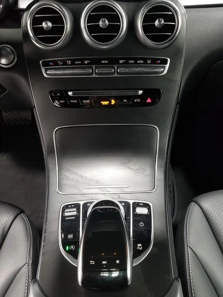 Mercedes-Benz GLC photo Mercedes-Benz GLC