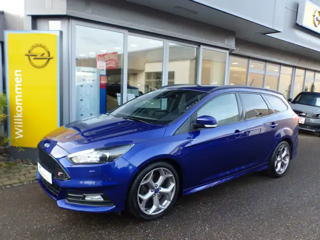 Ford Focus ST Sitz- & Lenkradheizung, Beheizbare Windschutzs.