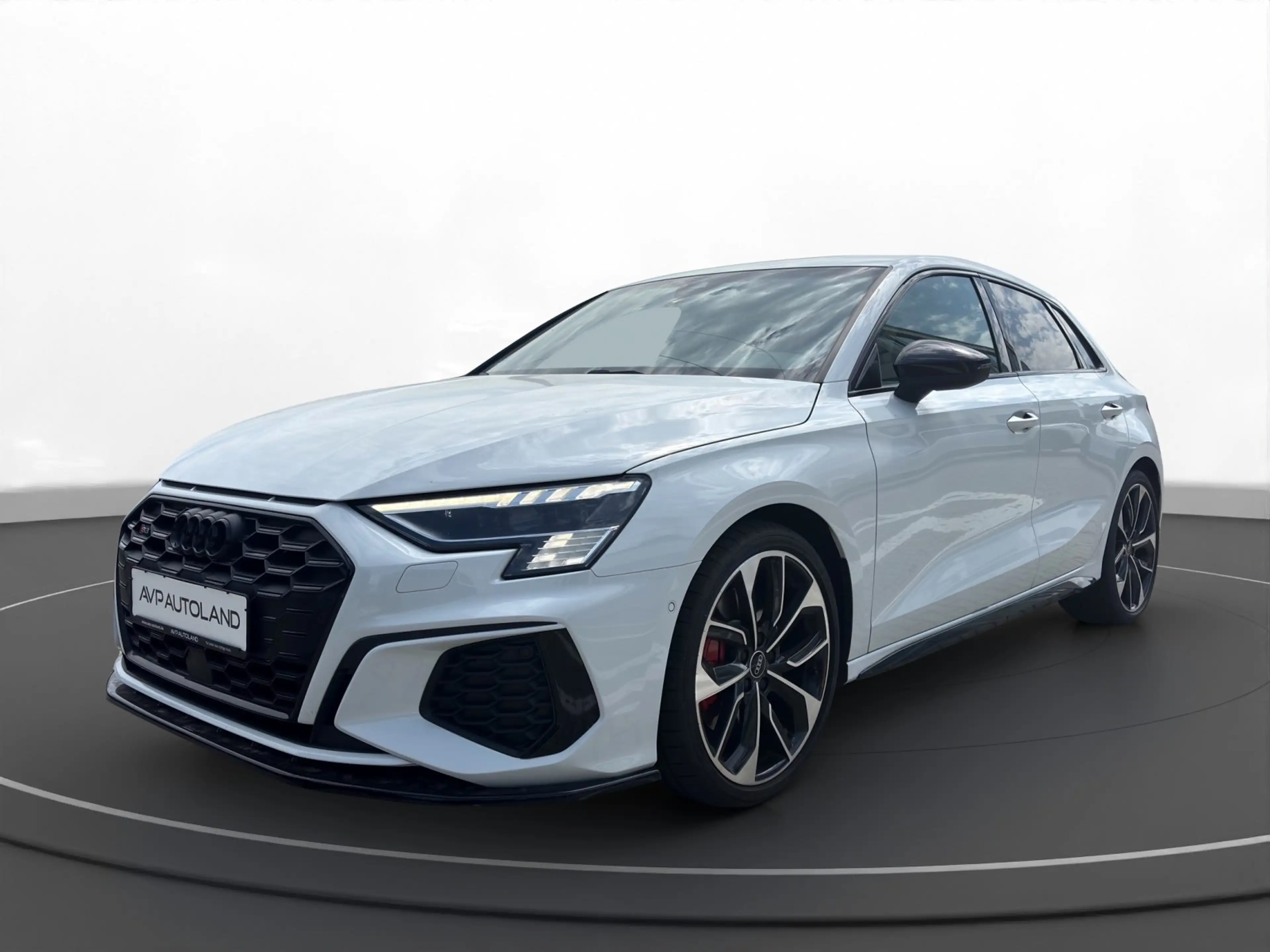 Audi S3 Sportback 2.0 TFSI quattro I Matrix LED I — photo 2