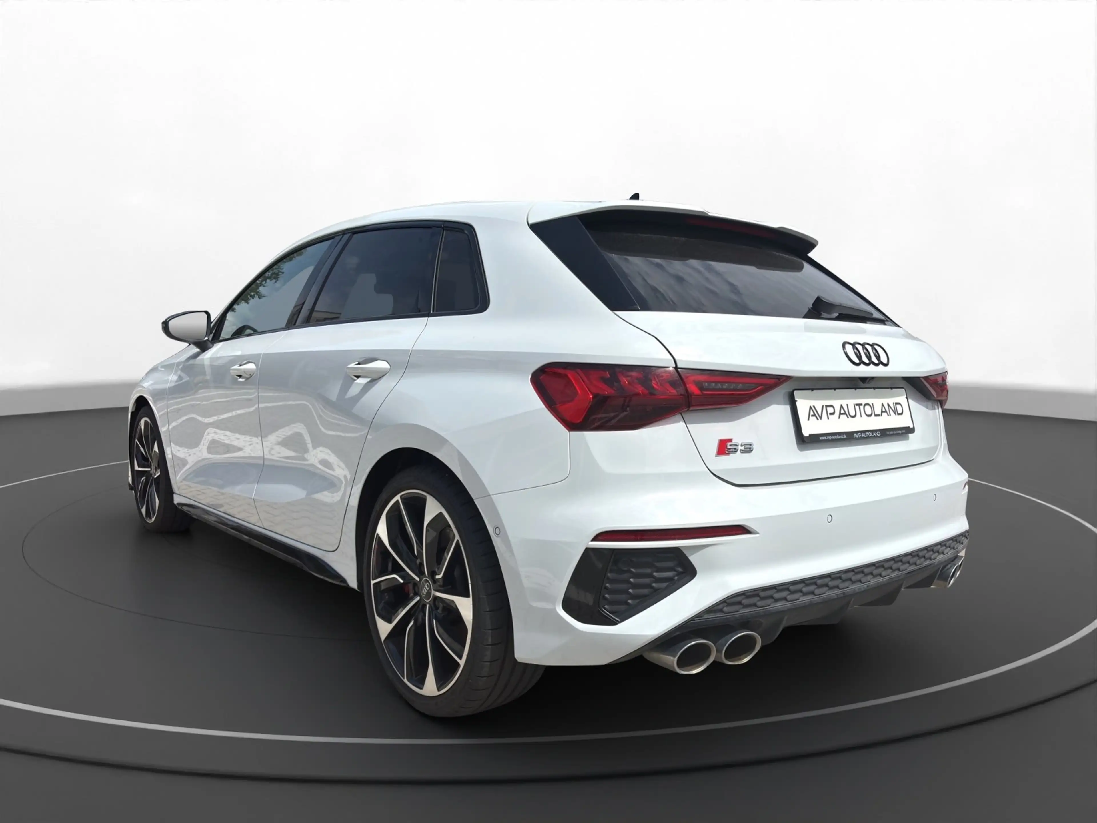 Audi S3 Sportback 2.0 TFSI quattro I Matrix LED I — photo 9