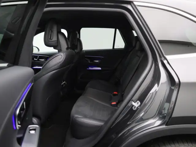Mercedes-Benz GLC view 10