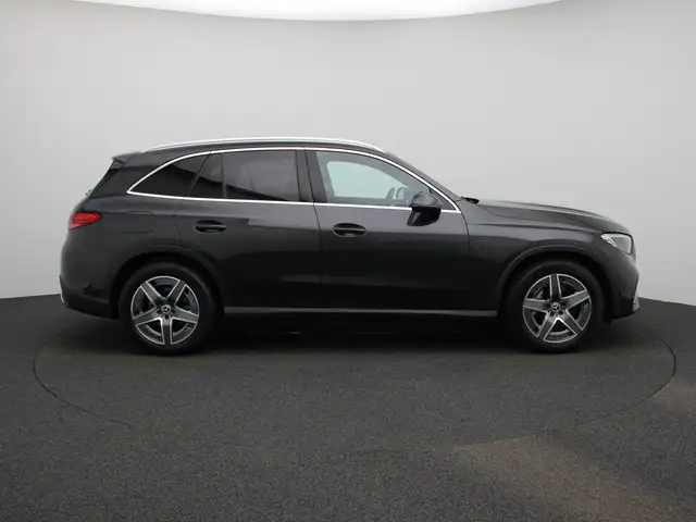 Mercedes-Benz GLC view 6