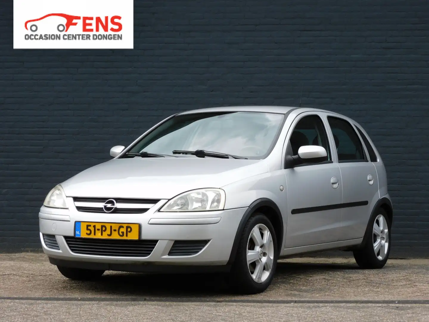 Opel Corsa 1.4-16V Maxx IJSKOUDE AIRCO! CRUISE! NIEUWE DISTRI Grijs - 1