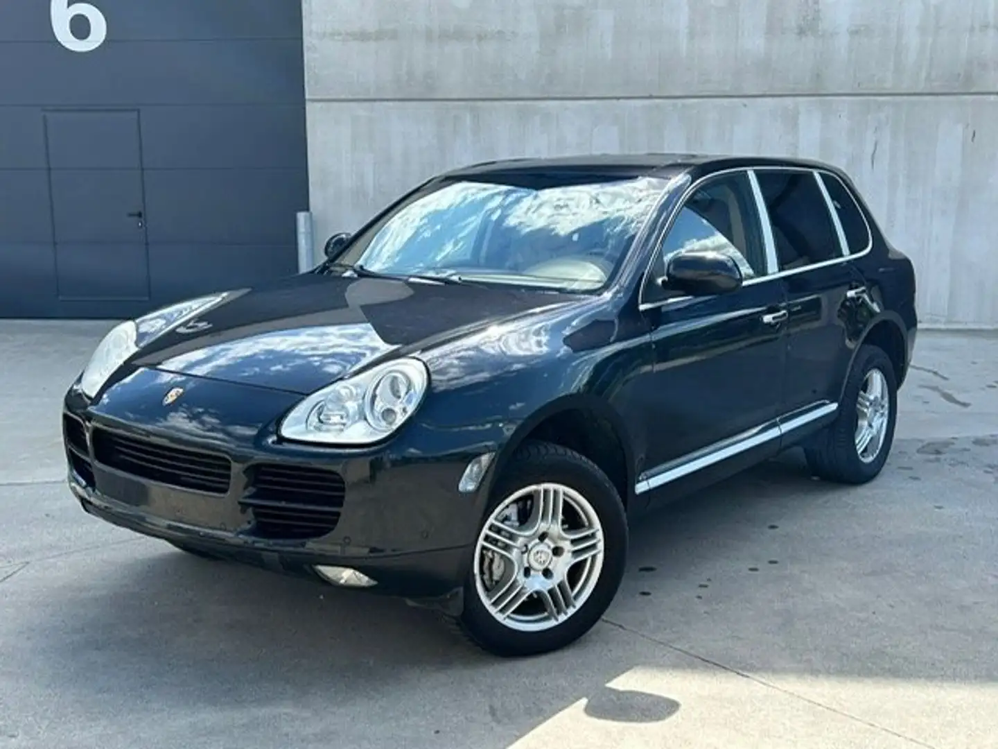 Porsche Cayenne S 4.5i V8 32v Tiptronic  Full Options TVAC Zwart - 1