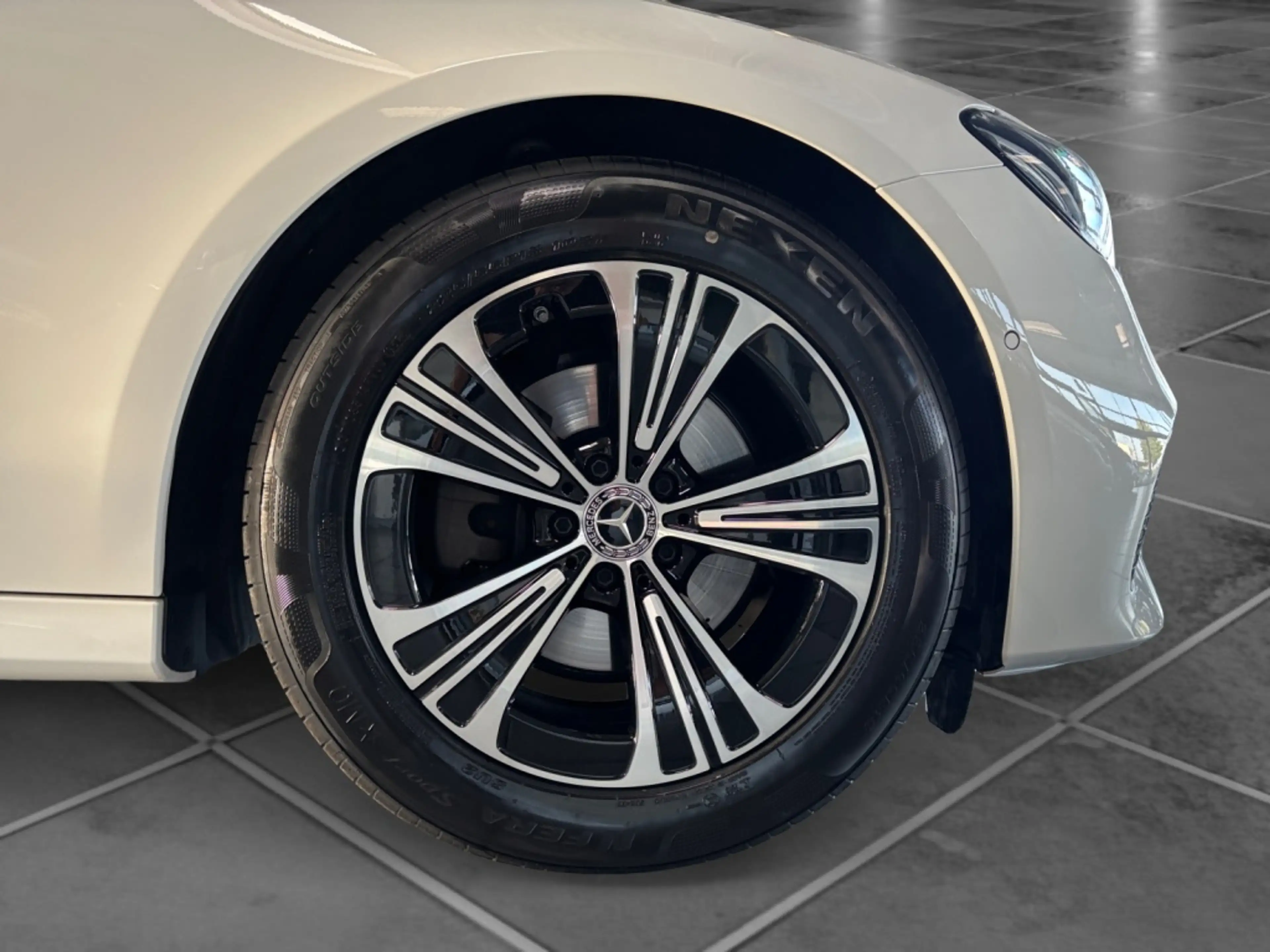 Mercedes-Benz E 220 d T Avantgarde*Advanced*LED*Kamera*AHK* — photo 5