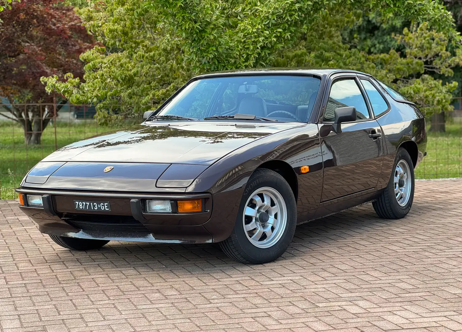 Porsche 924 924 2.0 -- Targa Oro Marrone - 1