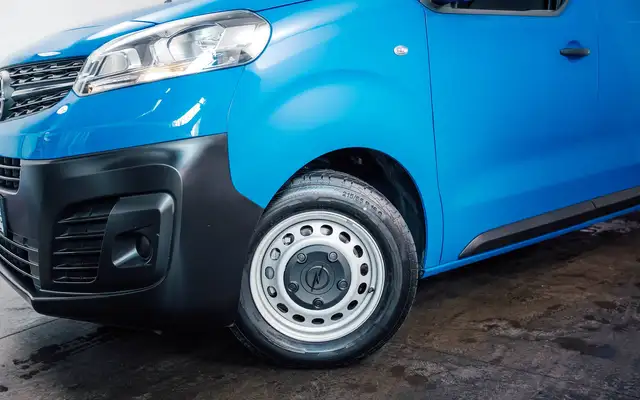 Opel Vivaro view 5