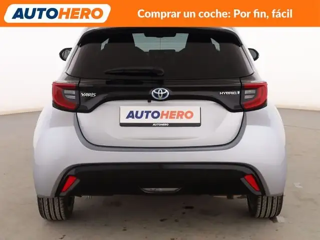 Toyota Yaris view 5