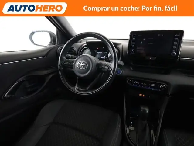 Toyota Yaris view 14