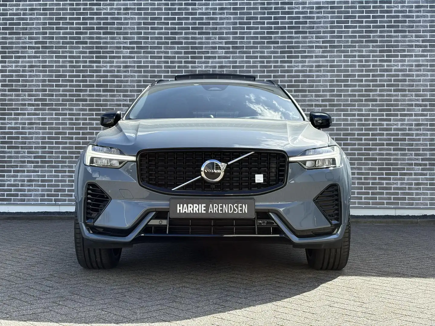 Volvo XC60 2.0 T8 AWD Polestar Engineered | Adaptieve Cruise Gris - 2