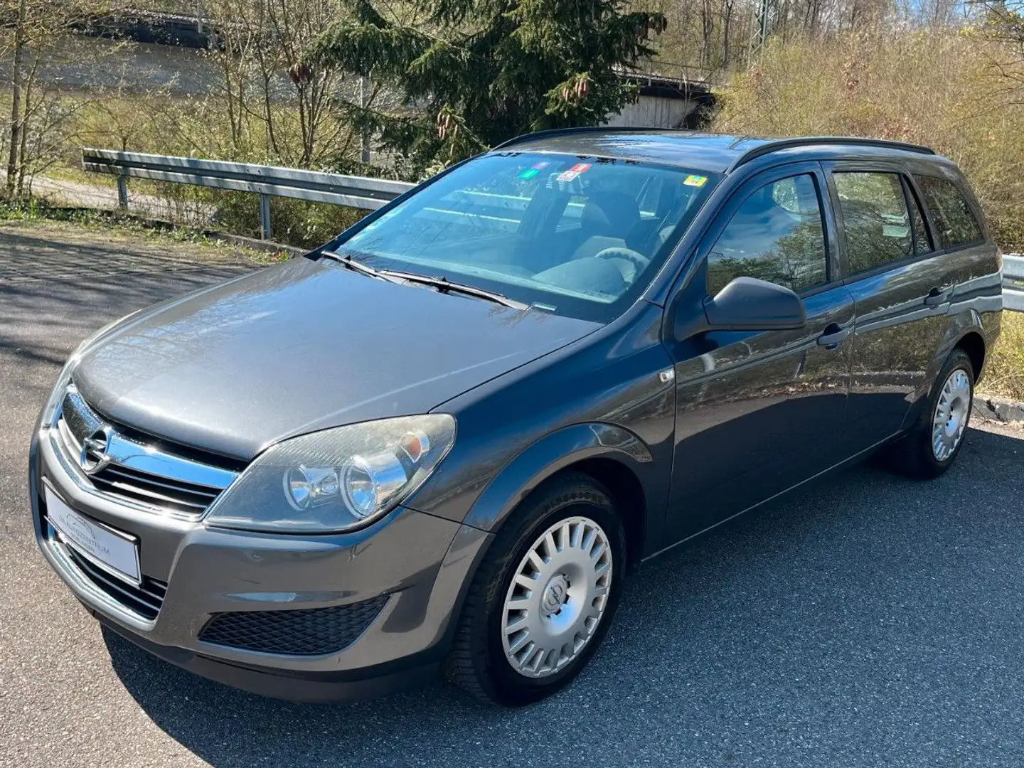 Opel Astra H Caravan Selection "110 Jahre" KLIMA/TÜV Grau - 1