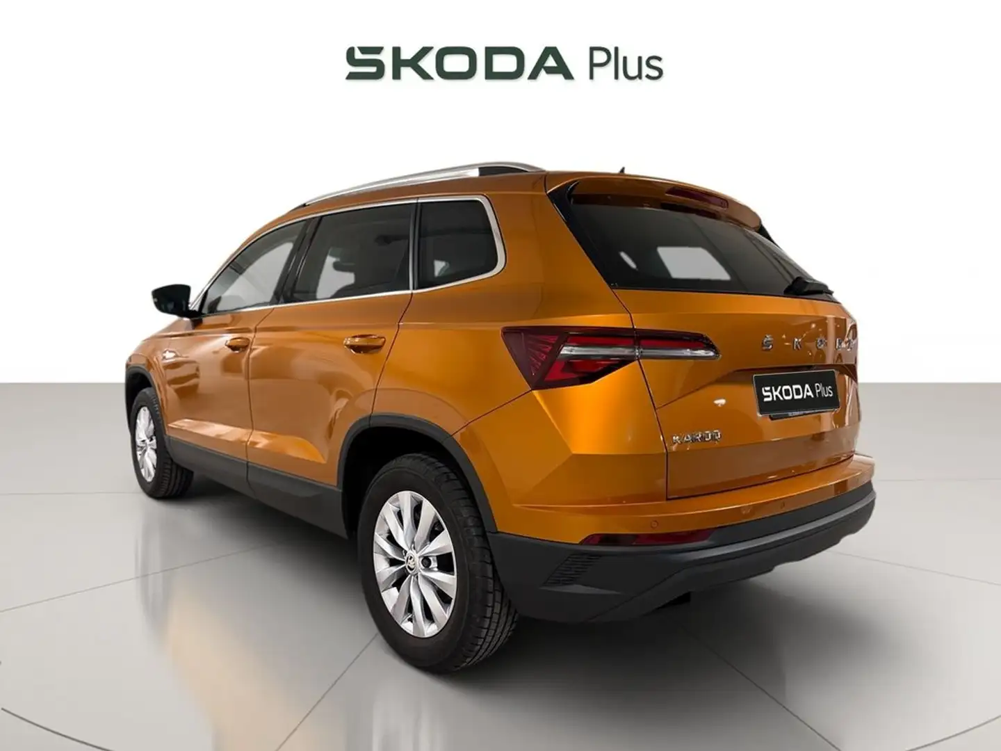 Skoda Karoq 1.5 TSI Design ACT 110KW Orange - 2