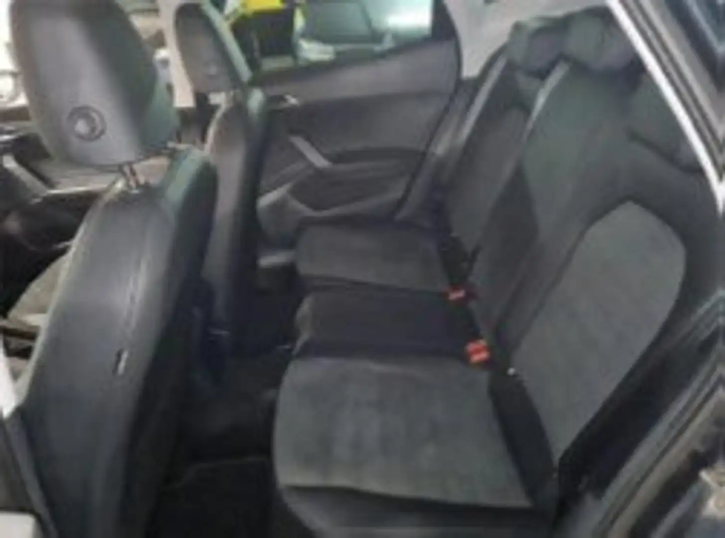 SEAT Arona Arona 1.0 TGI Style Grau - 2