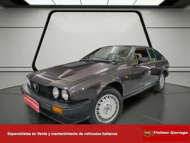 Alfa Romeo GTV 2.0