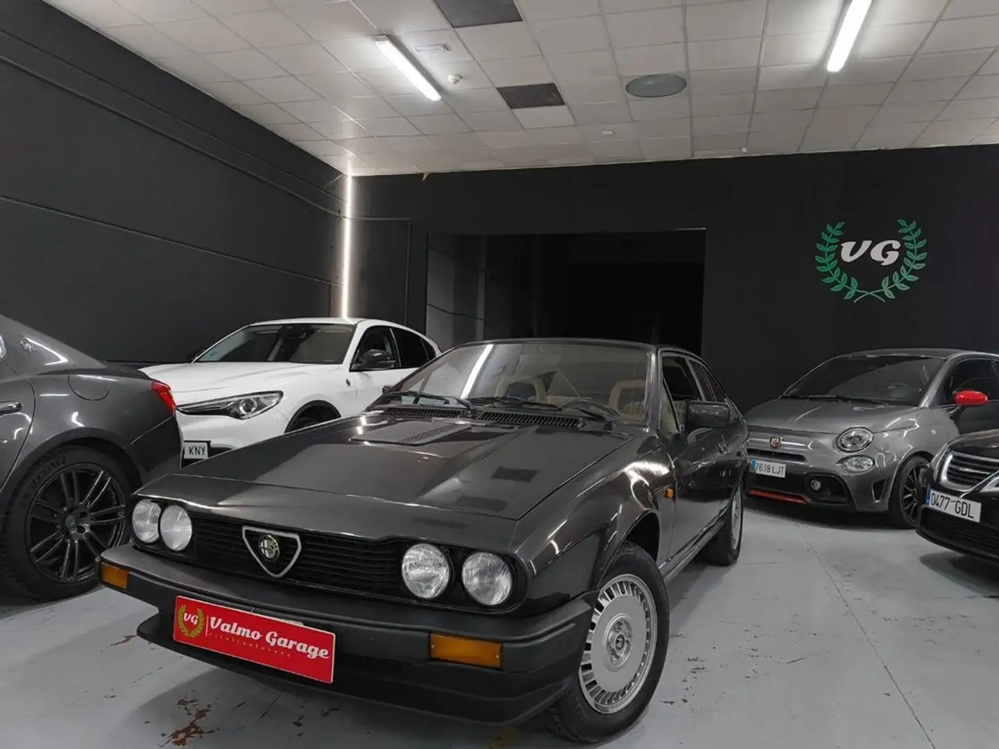 Alfa Romeo GTV 2.0 Gris - 2