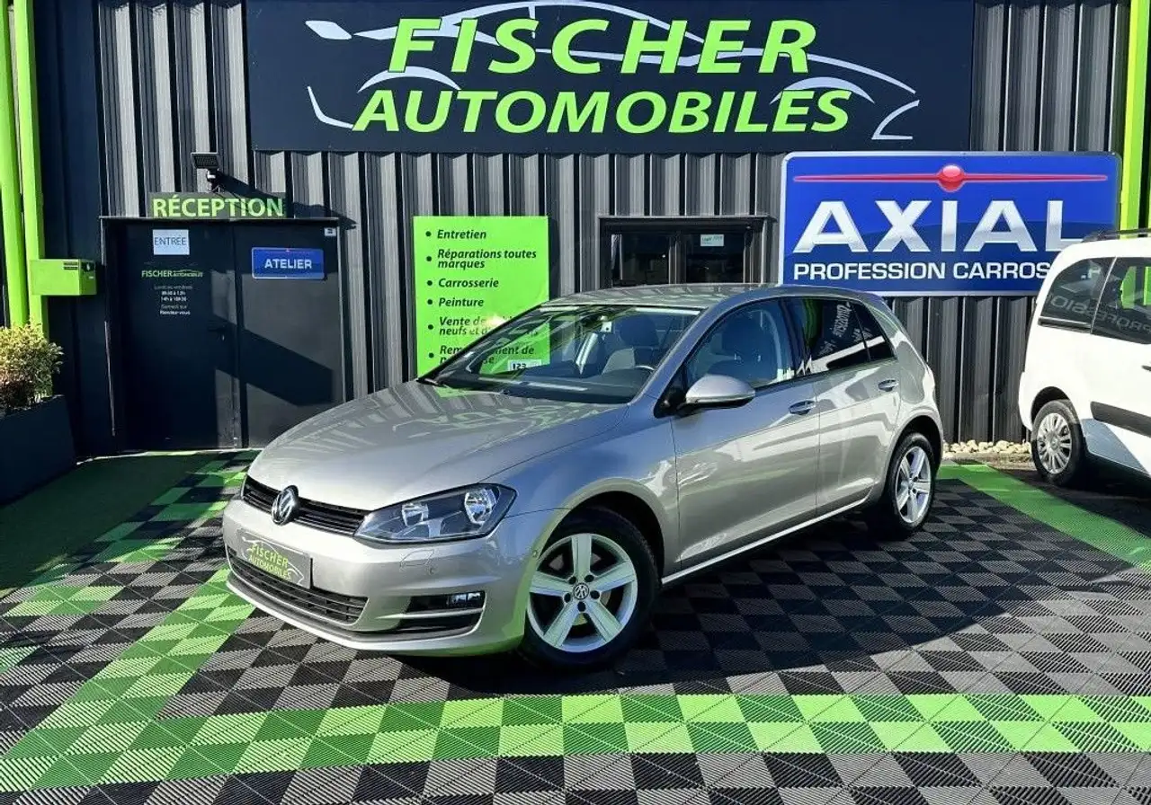 Volkswagen Golf VII 1.2L TSI 85 CH BLUE MOTION