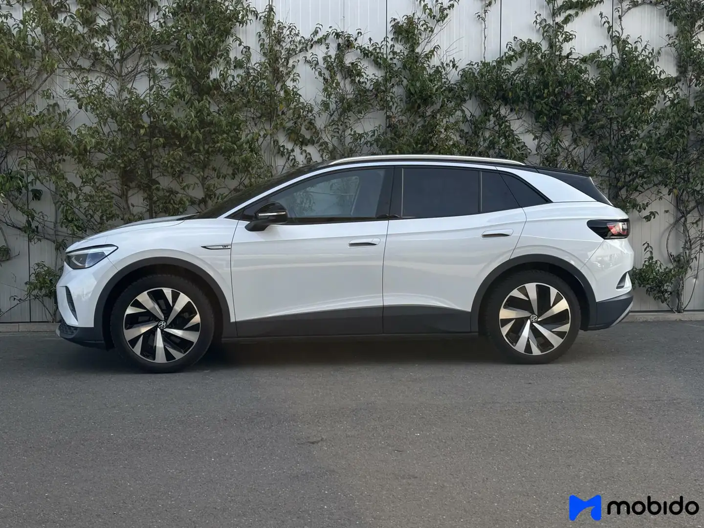 Volkswagen ID.4 | First | 77 kWh | Camera | Blanco - 2