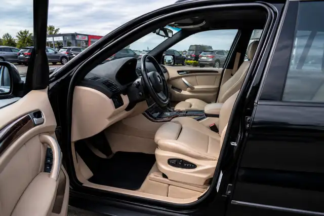 BMW X5 X5 view 4