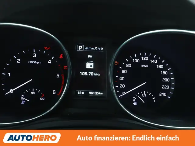Hyundai Santa FE view 20