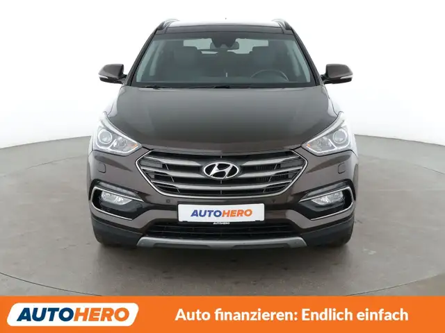Hyundai Santa FE view 9