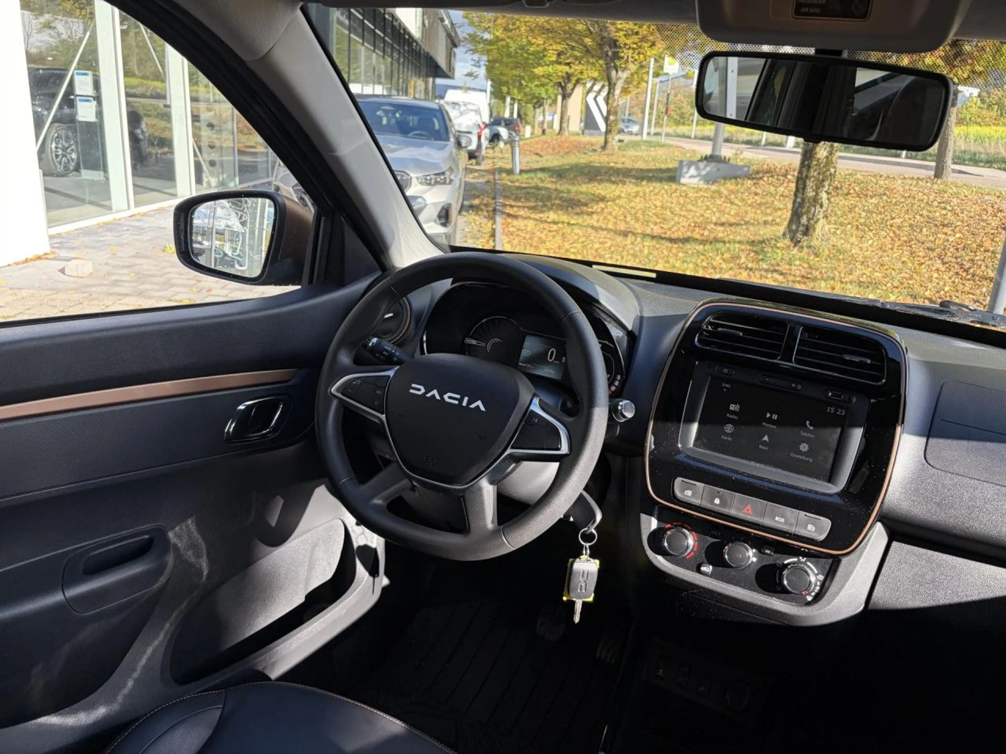 Dacia Spring Extreme ELECTRIC 65 CCS Kamera Navi Klima — photo 14