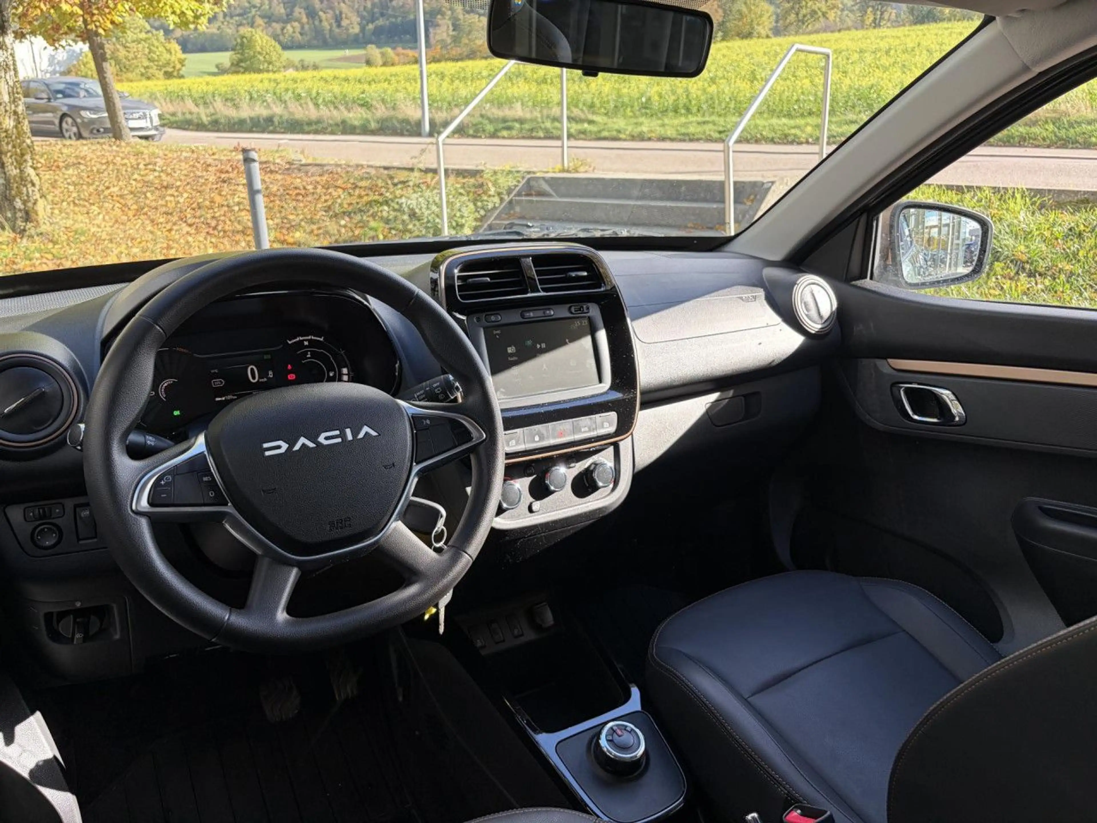 Dacia Spring Extreme ELECTRIC 65 CCS Kamera Navi Klima — photo 13