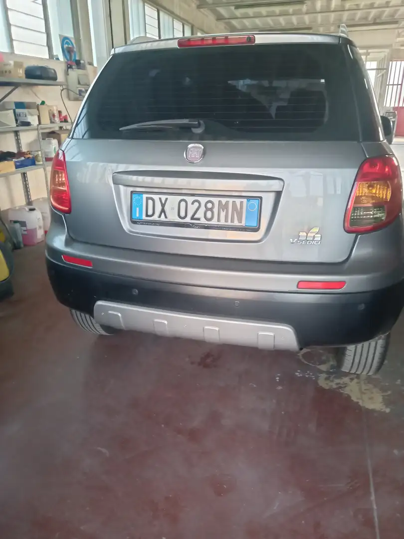 Fiat Sedici Sedici 1.6 16v Emotion 4x2 107cv Grigio - 1