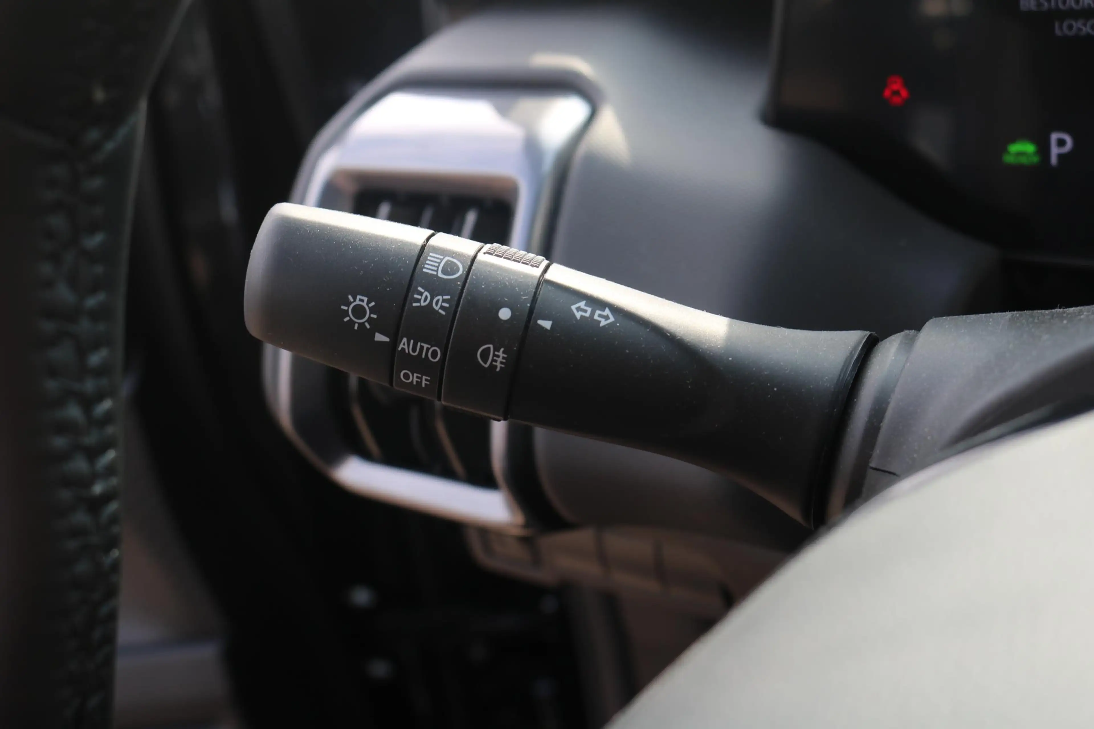 Toyota Urban Cruiser Dynamic 61 kWh , BSM, Achteruitrij camera, adaptiv — photo 2