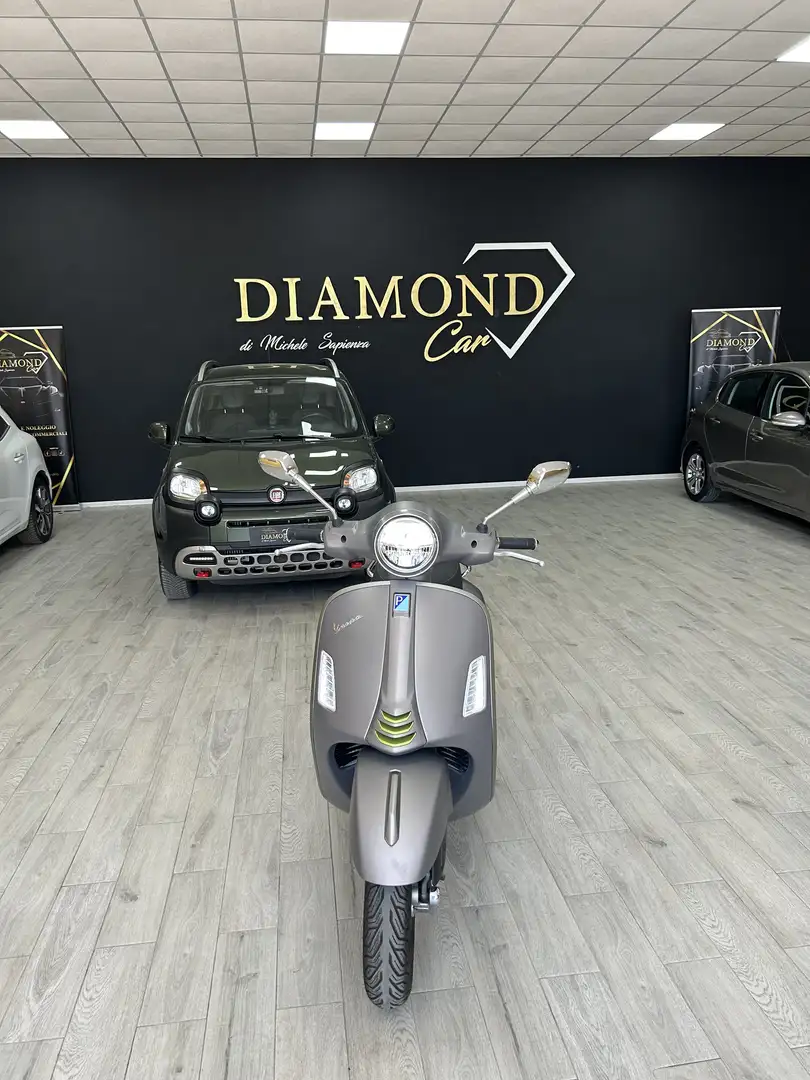 Vespa GTS Super Tech 300 “UNICO PROPRIETARIO/NUOVA” -2023 - 2