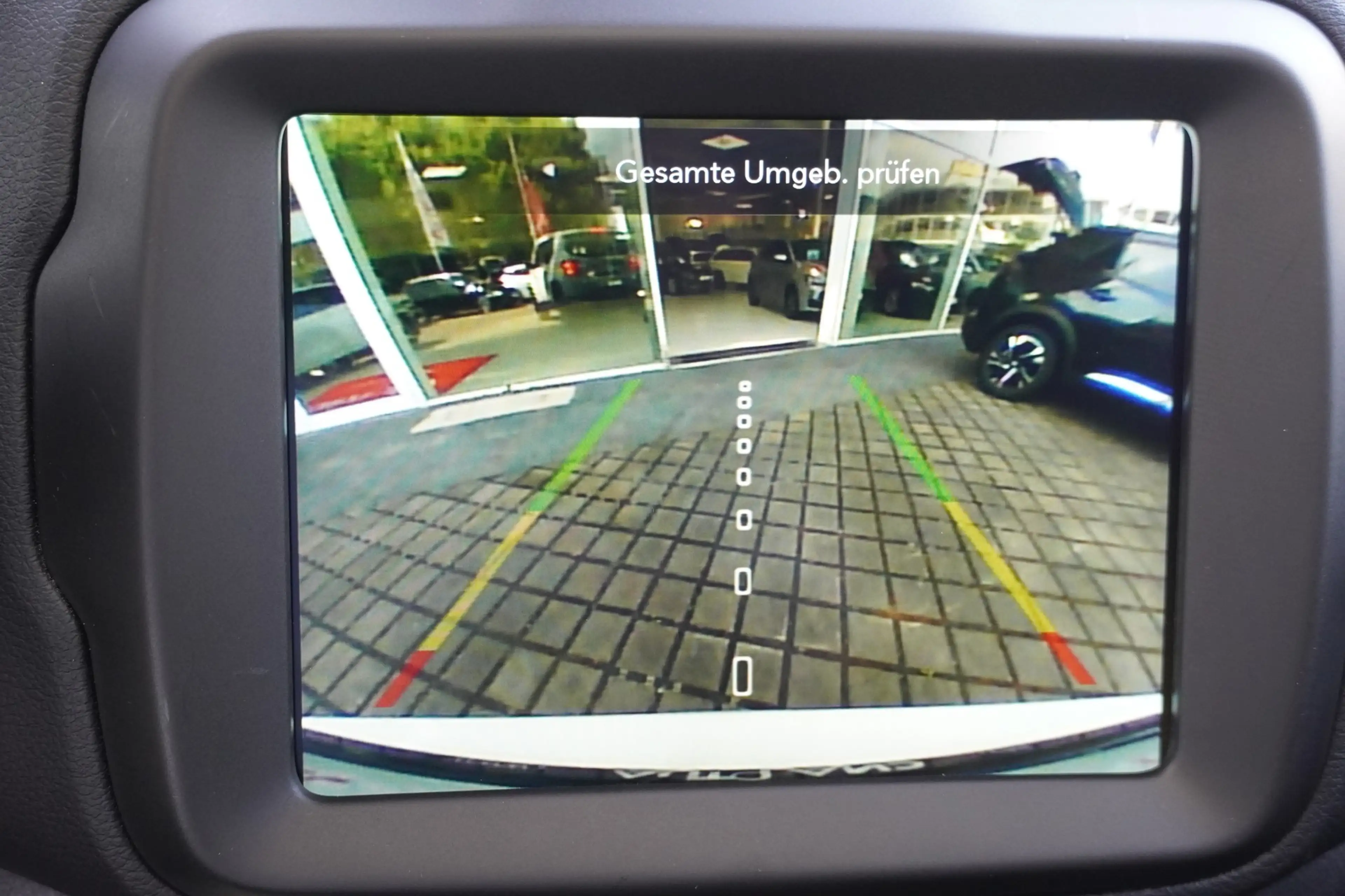 Jeep Renegade 1.3 Limited FWD — photo 13