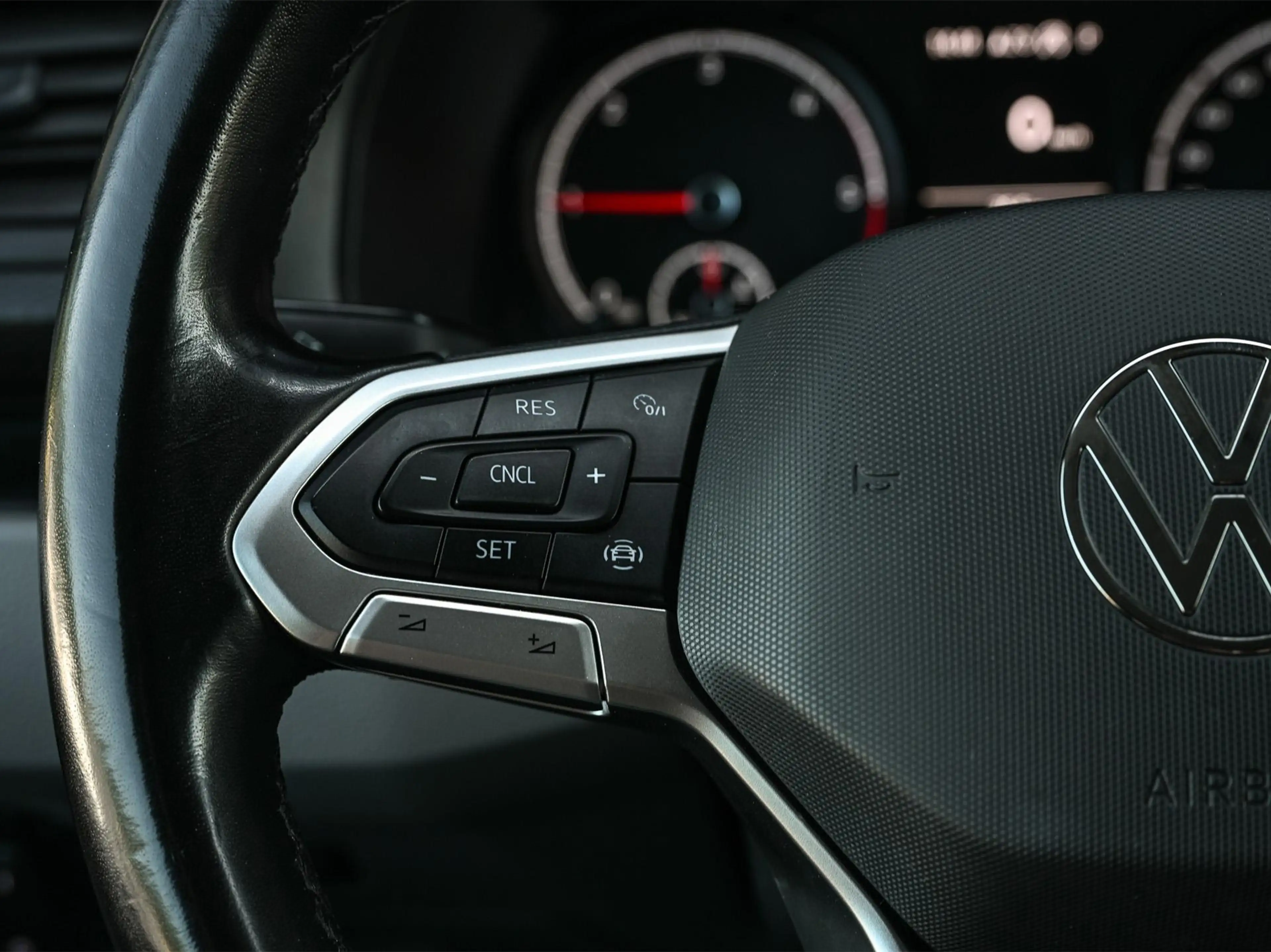 Volkswagen Transporter Caravelle 2.0 TDI L2H3 Highline 9p. | Trekhaak | P — photo 4