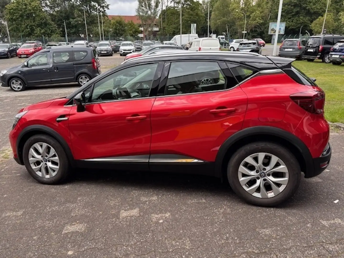 Renault Captur II INTENS E-TECH Plug-in 160 Rot - 2