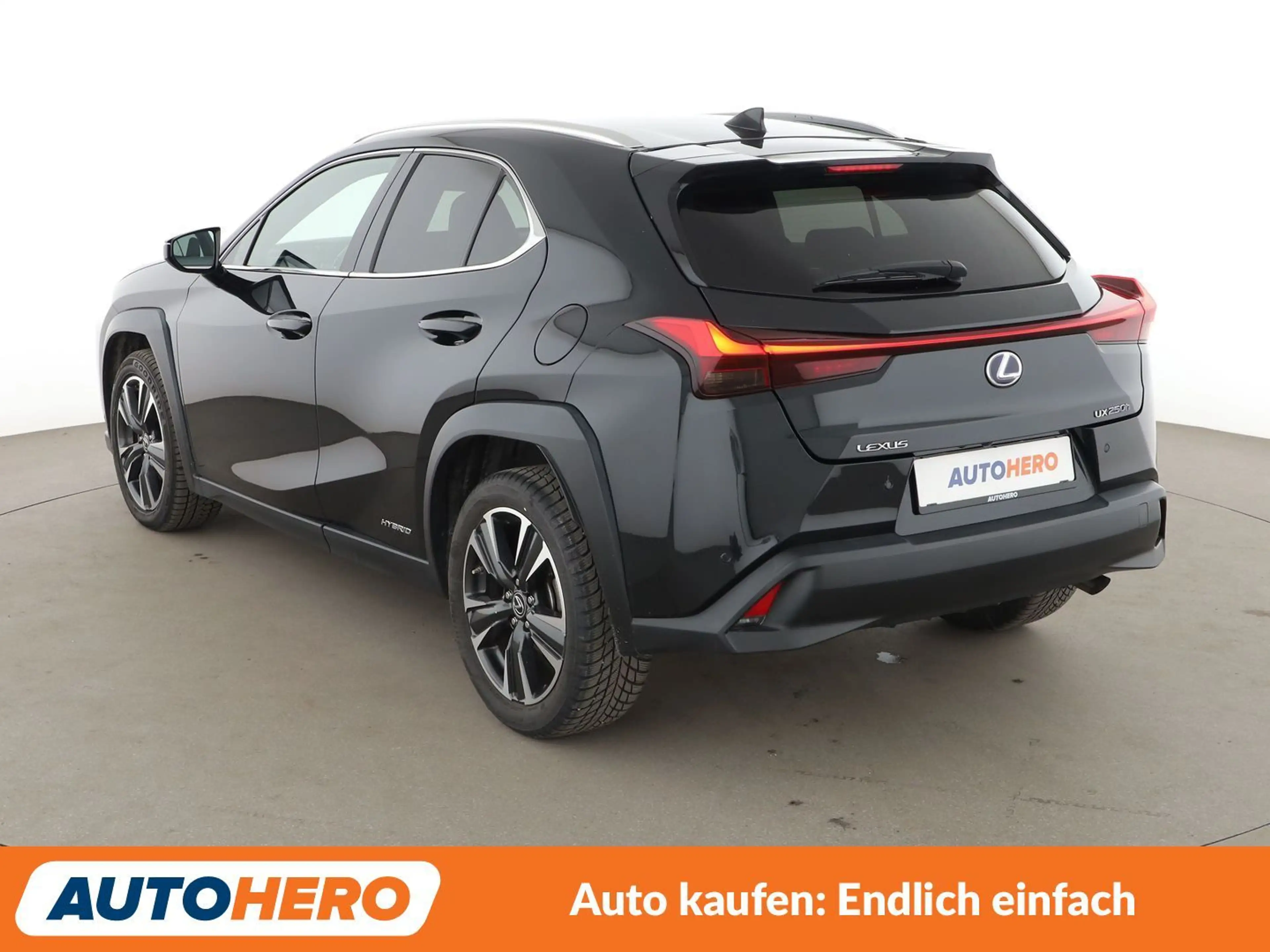 Lexus UX 250h UX 250h Aut.*LED*ACC*CAM*PDC*SHZ*ALU*KLIMA* — photo 4