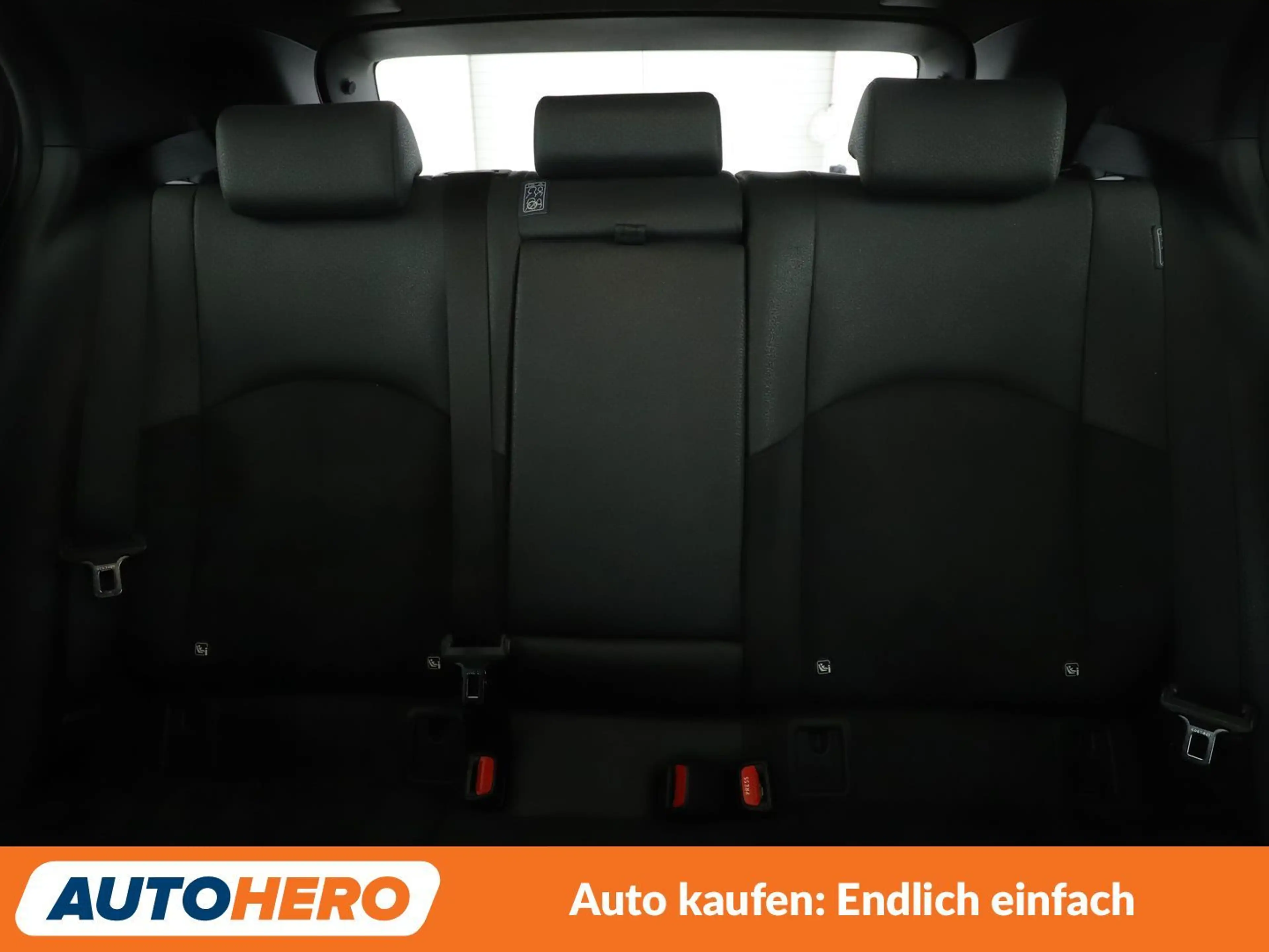 Lexus UX 250h UX 250h Aut.*LED*ACC*CAM*PDC*SHZ*ALU*KLIMA* — photo 15