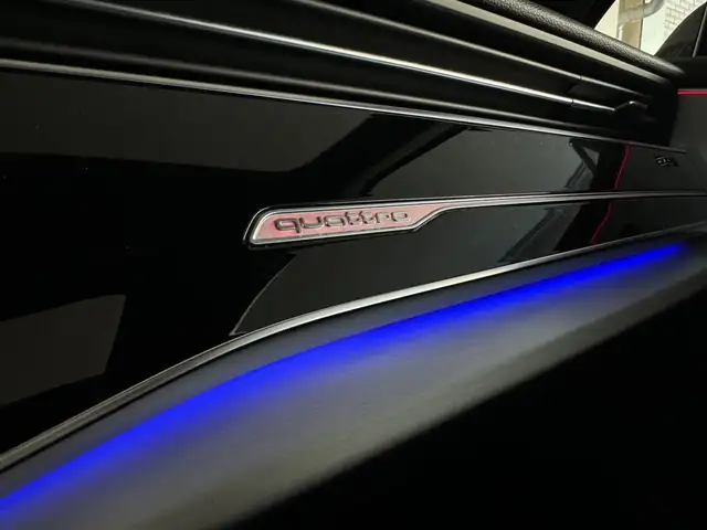 Audi Q7 view 22