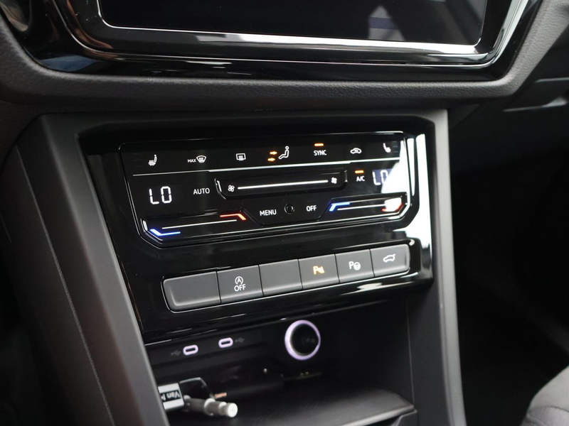 Volkswagen Touran 1.5 TSI Highline Business DSG *DEMO* — photo 15