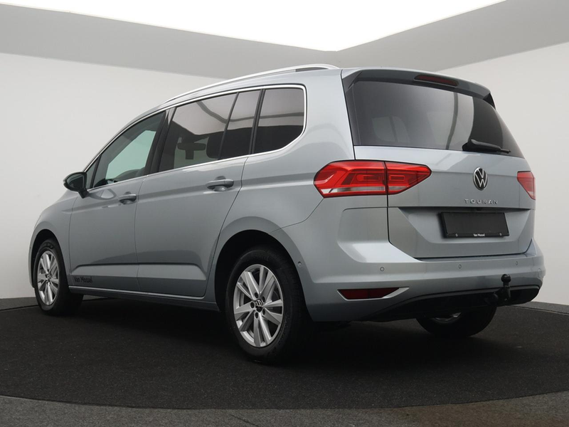 Volkswagen Touran 1.5 TSI Highline Business DSG *DEMO* — photo 7