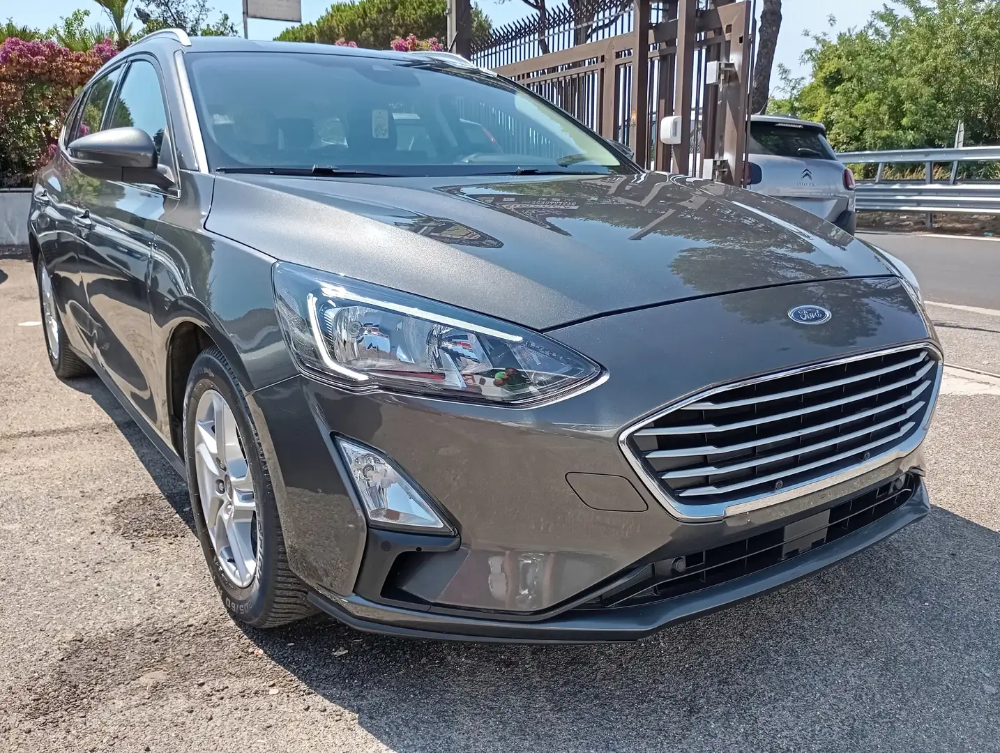 Ford Focus SW 1.0 EcoBoost 100CV Business Grigio - 1