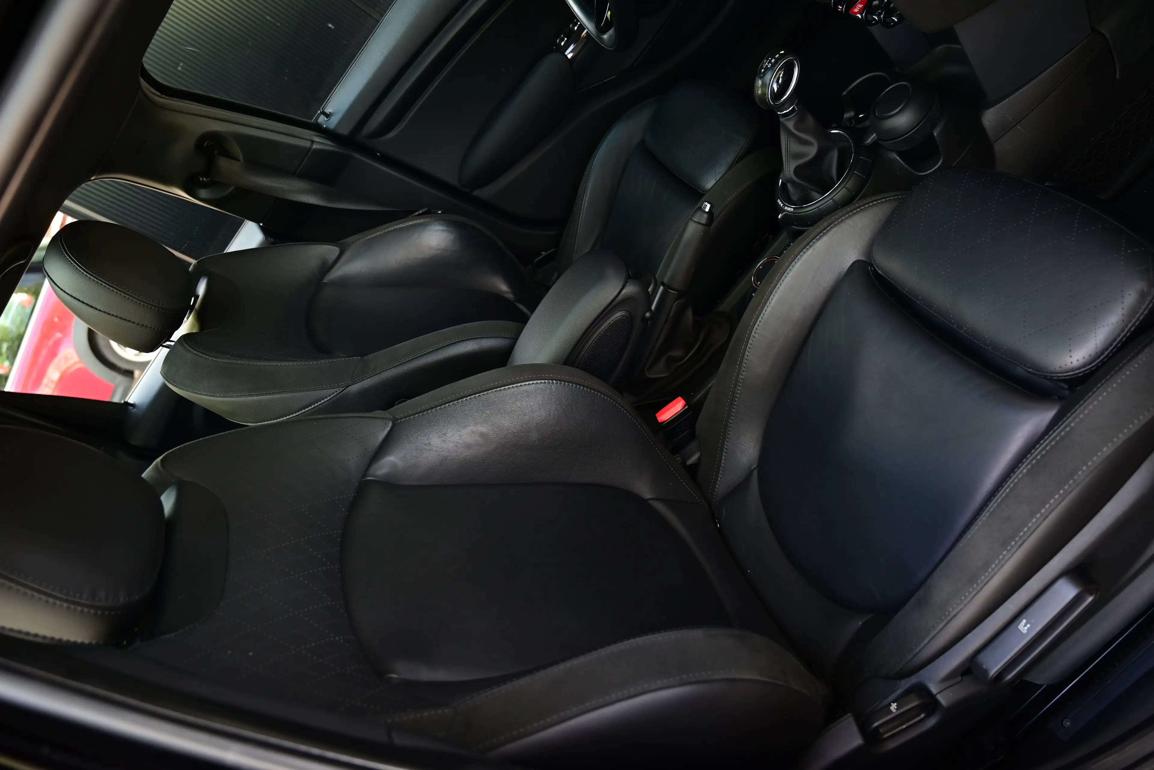 MINI Cooper D Mini 1.5 DA Cooper — photo 14
