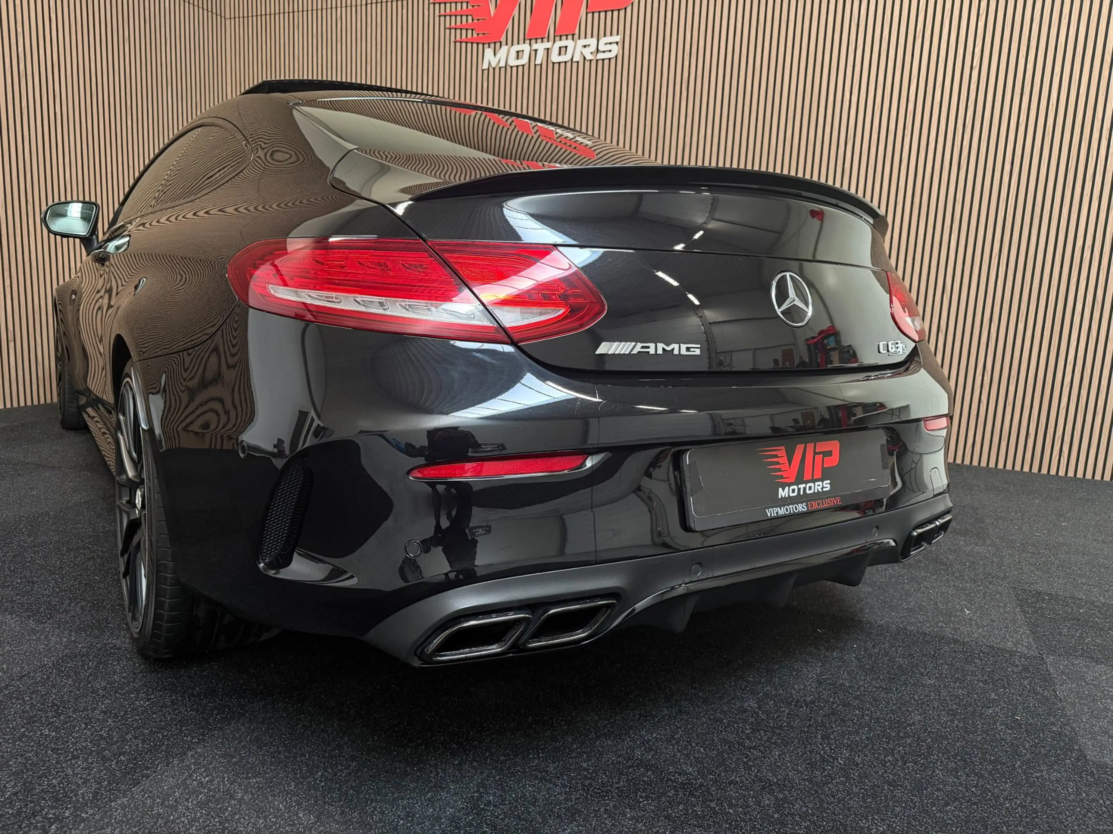 Mercedes-Benz C 63 AMG Coupé [ full option ] — photo 12