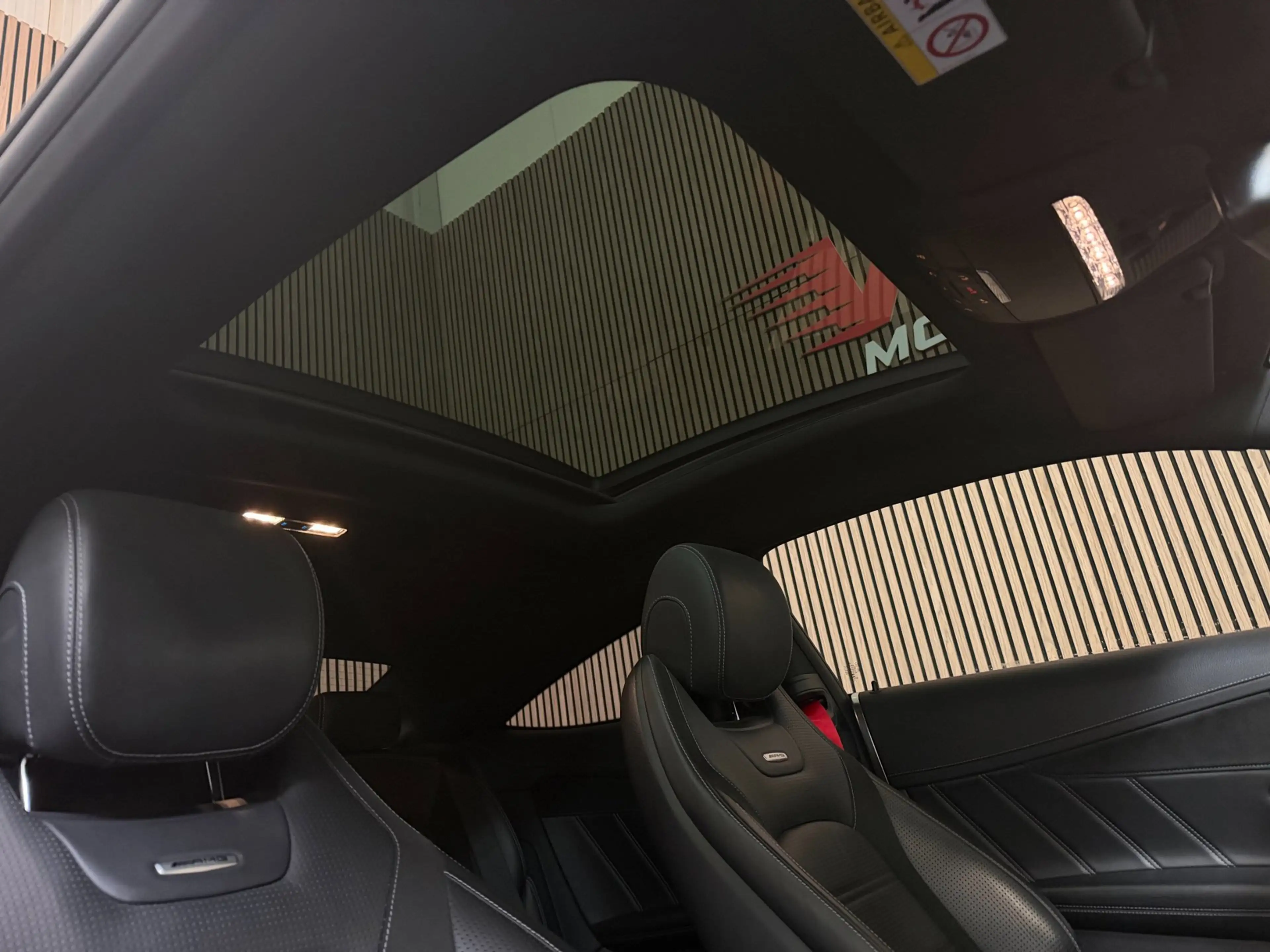 Mercedes-Benz C 63 AMG Coupé [ full option ] — photo 22