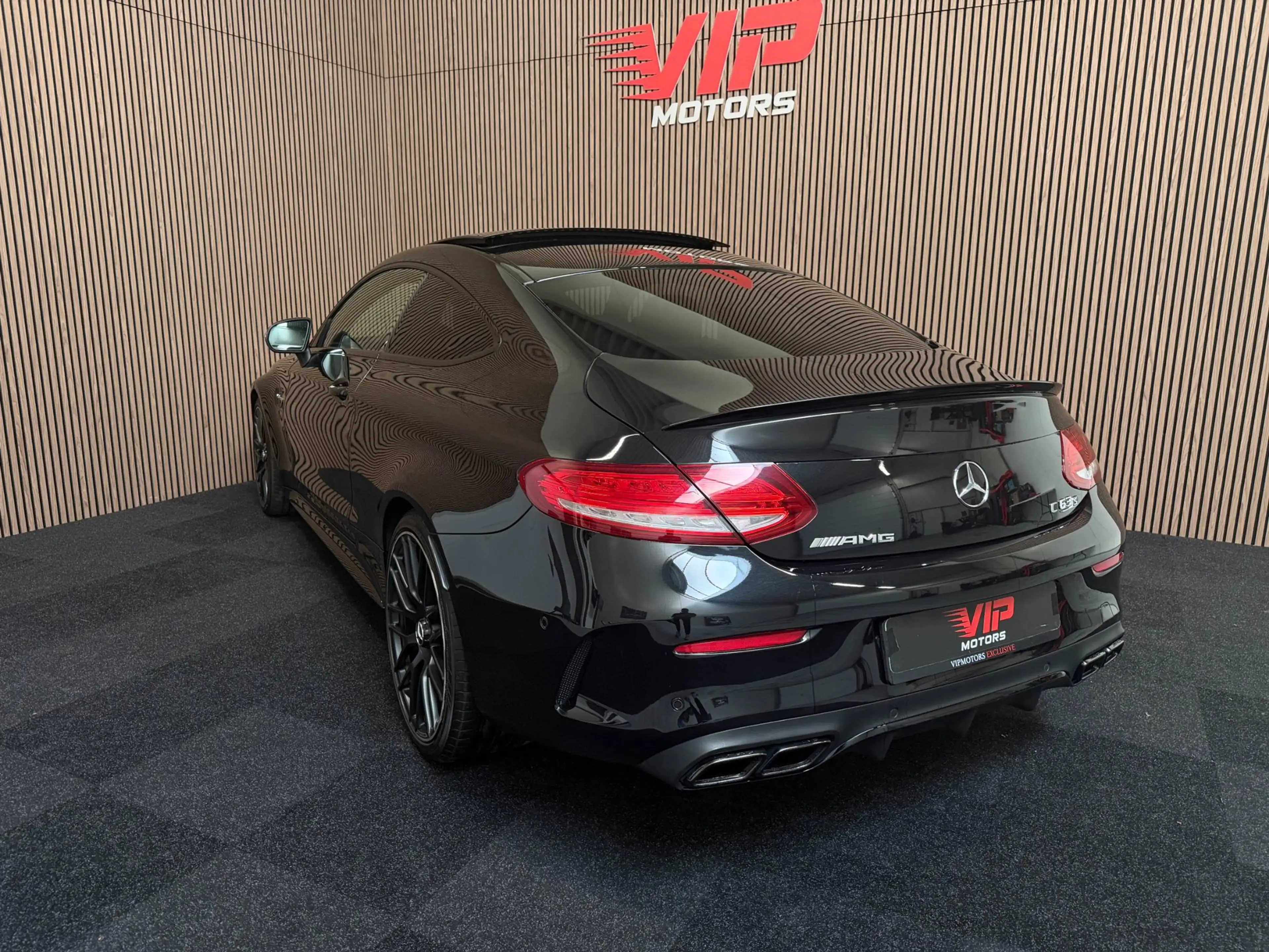 Mercedes-Benz C 63 AMG Coupé [ full option ] — photo 10
