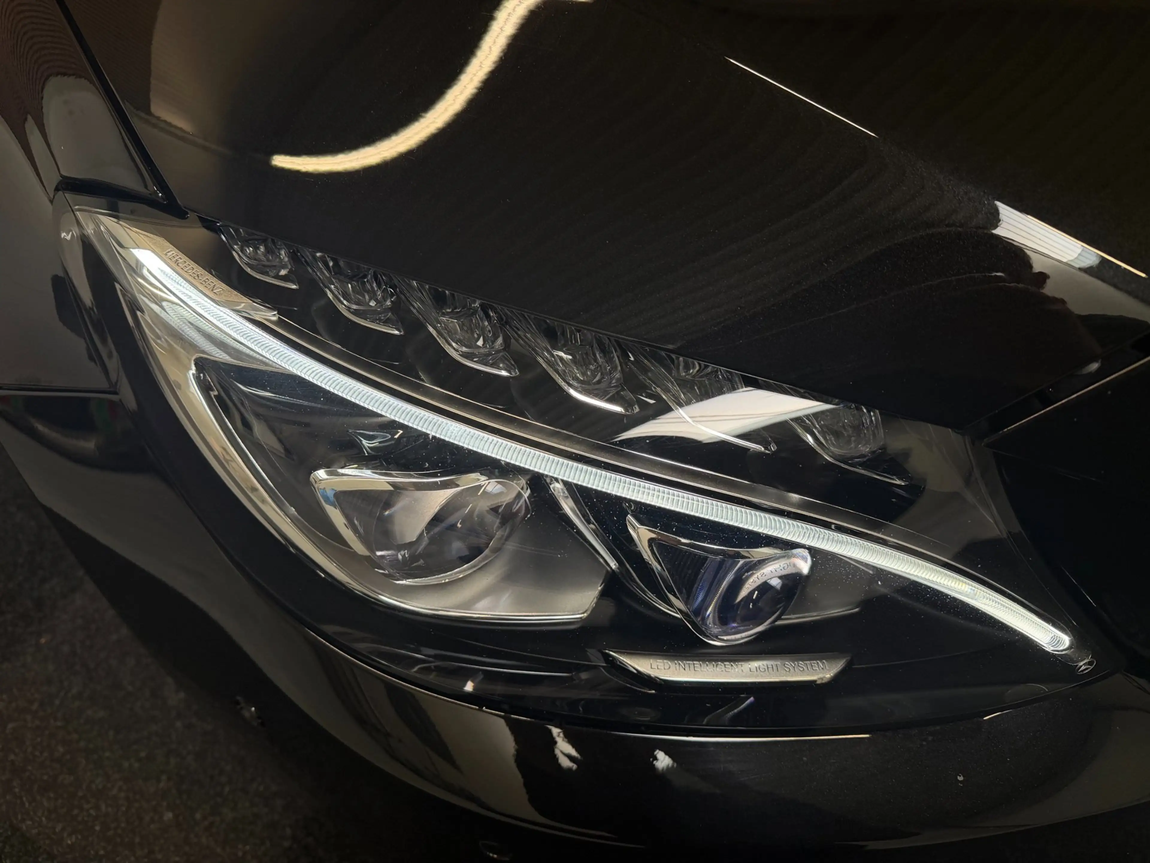 Mercedes-Benz C 63 AMG Coupé [ full option ] — photo 15