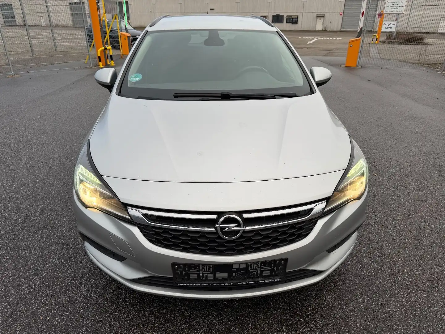 Opel Astra K Sports Tourer Business Start/Stop Silber - 2